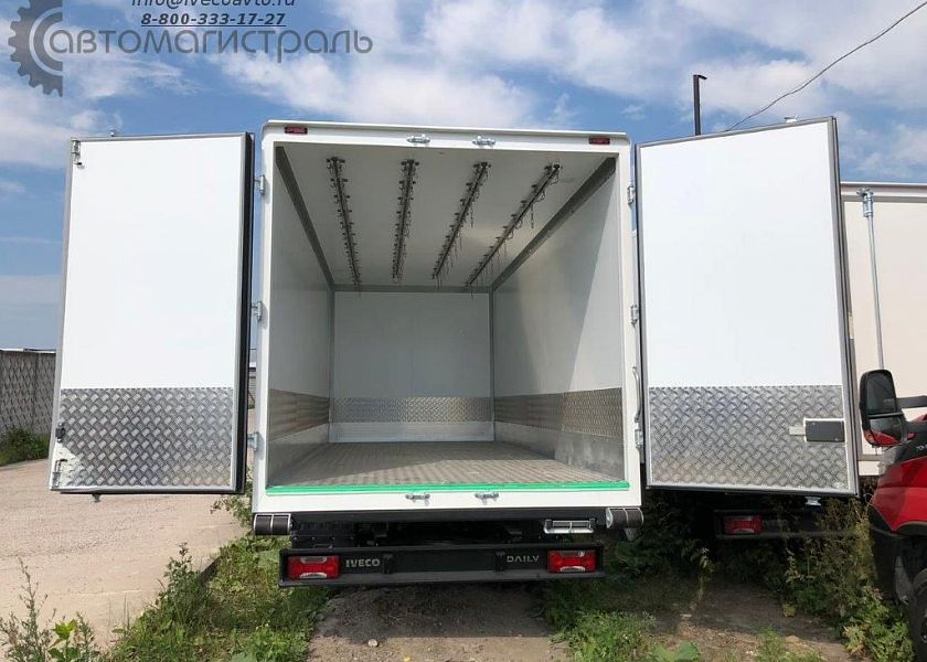 Рефрижератор тушевоз на шасси IVECO Daily 70C15