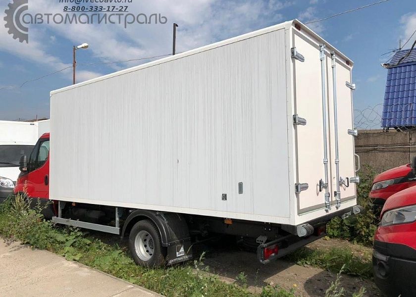 Рефрижератор тушевоз на шасси IVECO Daily 70C15