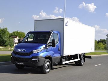 Промтоварный фургон IVECO Daily 70С15