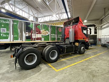 Тягач Iveco Trakker AMT 633911