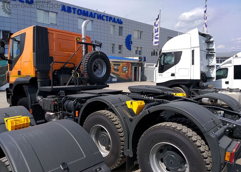 Седельный тягач IVECO TRAKKER AT720T45W