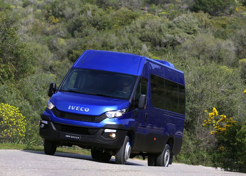 Туристический автобус IVECO Daily 50C15V