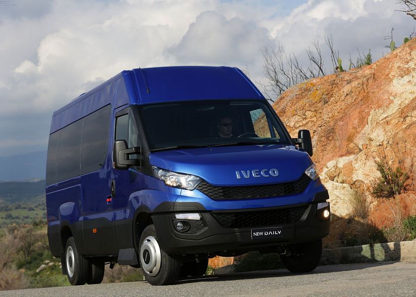 Туристический автобус IVECO Daily 50C15V