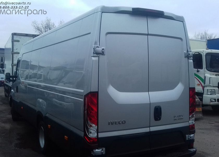 Цельнометаллический фургон IVECO Daily 70C15V