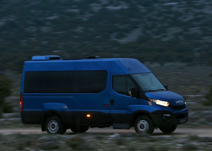 Туристический автобус IVECO Daily 50C15V